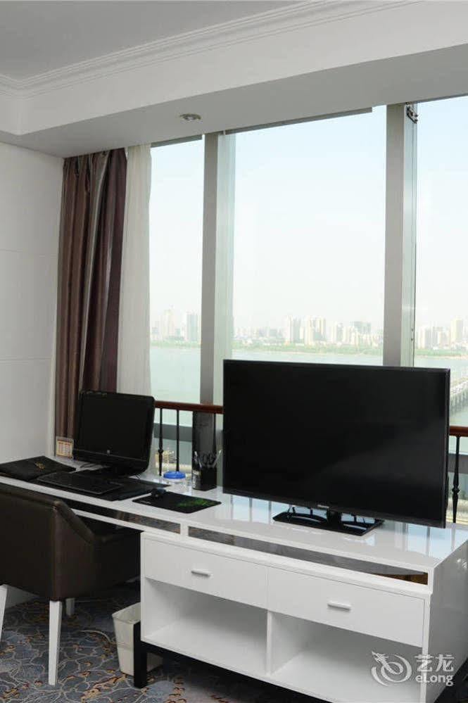 Yijing Holiday Hotel Yimeng Road Linyi  Exterior foto